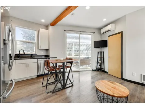 552 NE 3rd Avenue Canby OR 97013