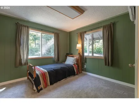 18871 SE Tickle Creek Court Boring OR 97009