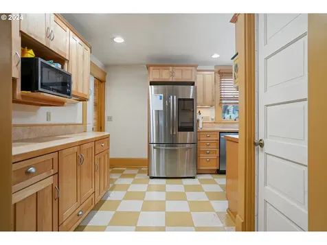 520 NW 5th Street Corvallis OR 97330