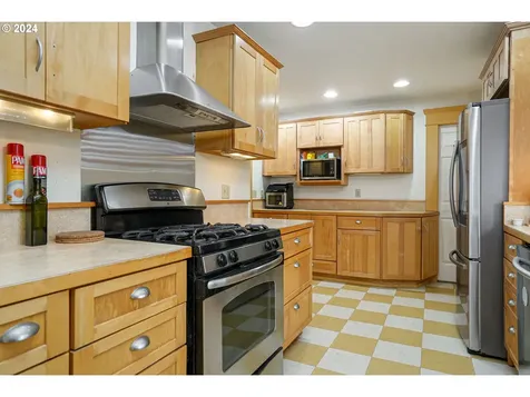 520 NW 5th Street Corvallis OR 97330