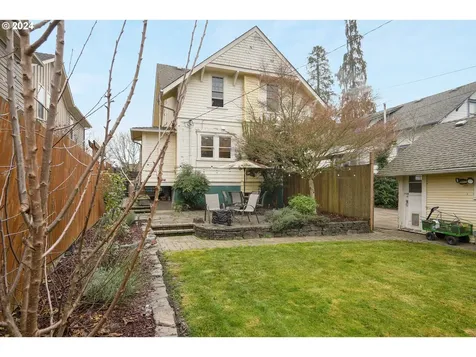 520 NW 5th Street Corvallis OR 97330