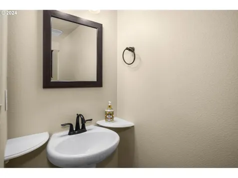 28769 Sw Geneva Loop Wilsonville OR 97070