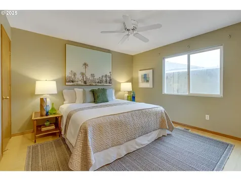 506 NE Lawrence Avenue Portland OR 97232