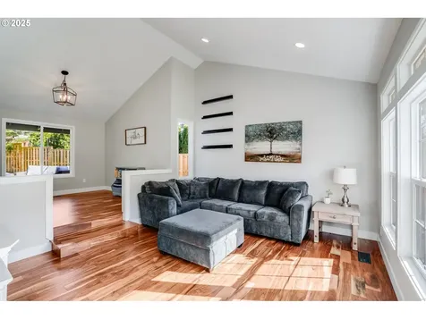 20784 SW Sunde Court Tualatin OR 97062
