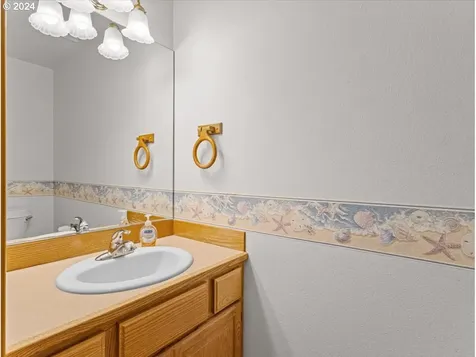 2220 NW 112th Circle Vancouver WA 98685