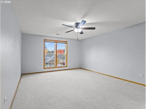 2220 NW 112th Circle Vancouver WA 98685