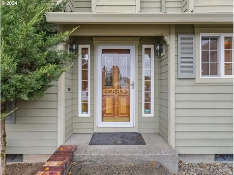 2220 NW 112th Circle Vancouver WA 98685