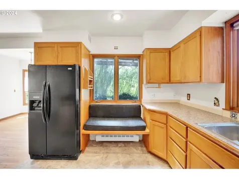 1041 Park Avenue Eugene OR 97404