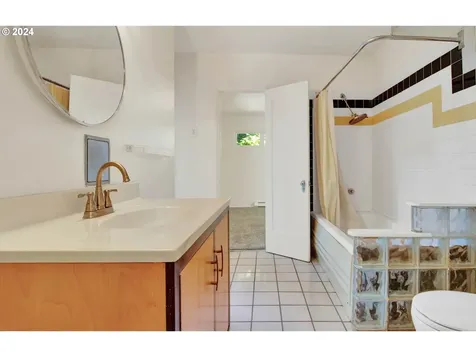 1041 Park Avenue Eugene OR 97404