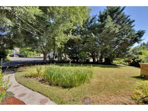1041 Park Avenue Eugene OR 97404
