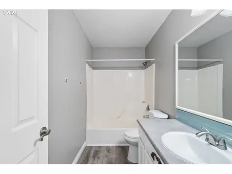 523 NE Montana Avenue Hermiston OR 97838