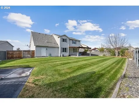 523 NE Montana Avenue Hermiston OR 97838