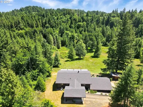 6271 Treehouse Road Monmouth OR 97361