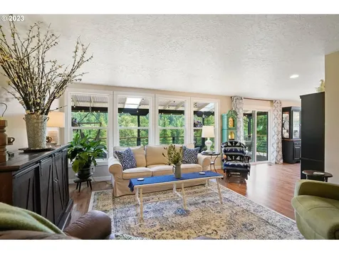 6271 Treehouse Road Monmouth OR 97361