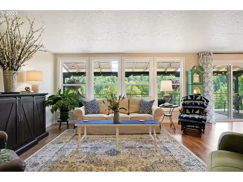 6271 Treehouse Road Monmouth OR 97361