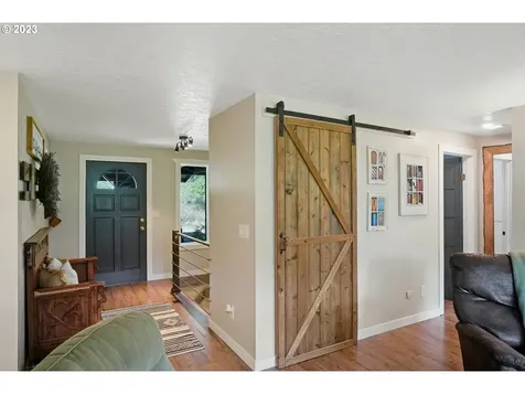 6271 Treehouse Road Monmouth OR 97361
