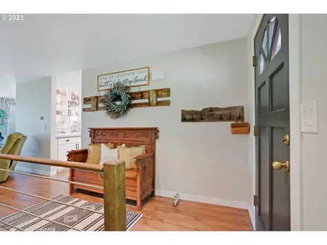 6271 Treehouse Road Monmouth OR 97361