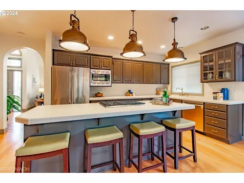 3435 Hampton Way Eugene OR 97401