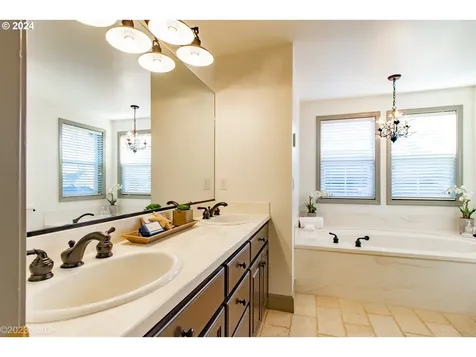 3435 Hampton Way Eugene OR 97401