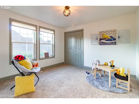 3435 Hampton Way Eugene OR 97401