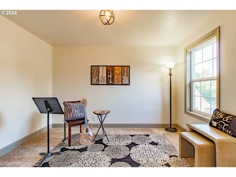 3435 Hampton Way Eugene OR 97401
