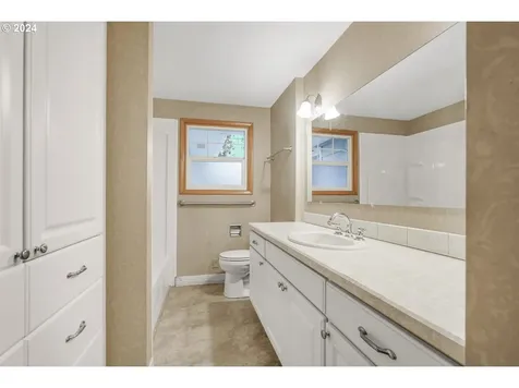 4171 Ivory Way NE Salem OR 97305