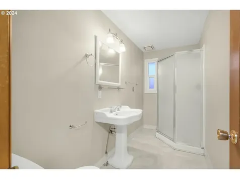 4171 Ivory Way NE Salem OR 97305