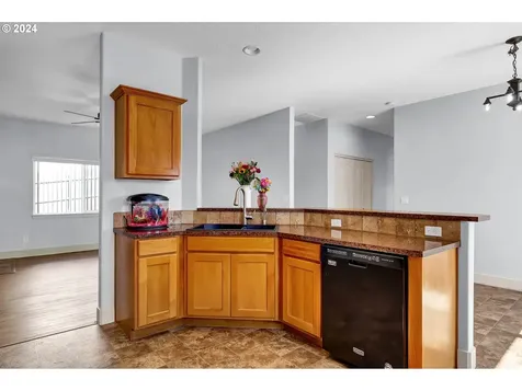 1037 Ruby Clair Drive Creswell OR 97426