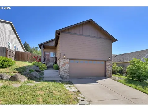 1037 Ruby Clair Drive Creswell OR 97426