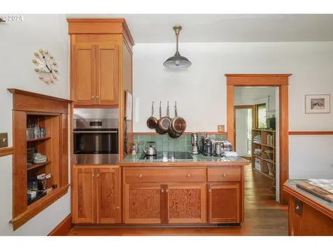 5215 Ne 30th Avenue Portland OR 97211