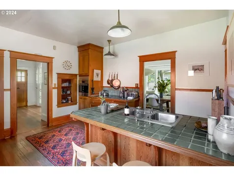 5215 Ne 30th Avenue Portland OR 97211