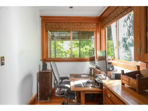 5215 Ne 30th Avenue Portland OR 97211