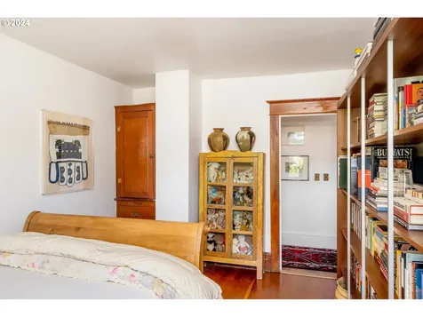 5215 Ne 30th Avenue Portland OR 97211