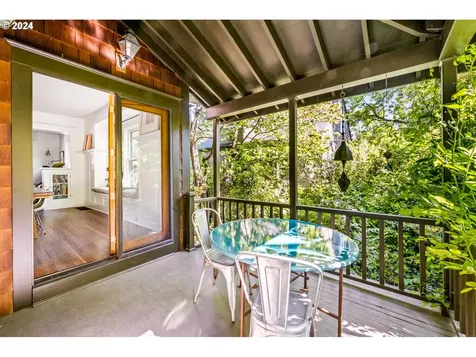 5215 Ne 30th Avenue Portland OR 97211