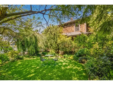 5215 Ne 30th Avenue Portland OR 97211