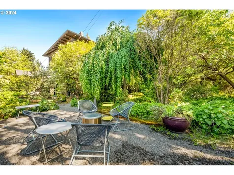 5215 Ne 30th Avenue Portland OR 97211