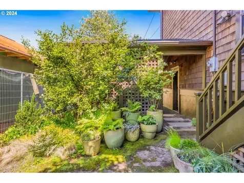 5215 Ne 30th Avenue Portland OR 97211