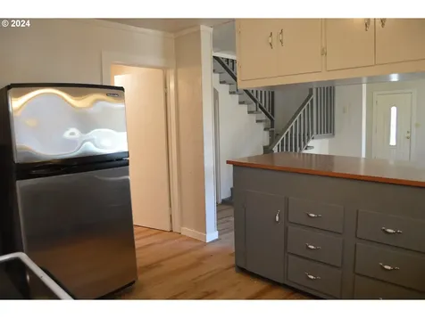 705 Couch Avenue Wallowa OR 97885