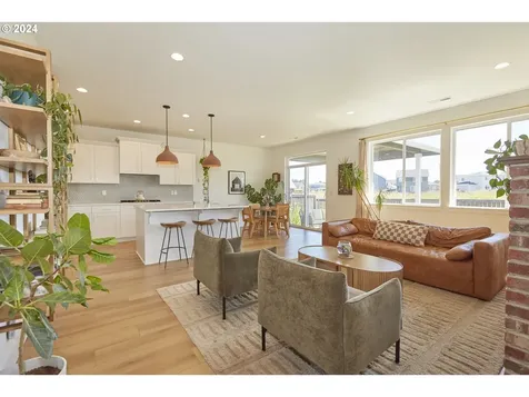 228 N 88th Drive Ridgefield WA 98642