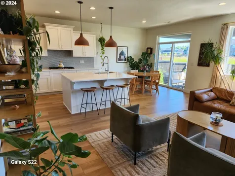 228 N 88th Drive Ridgefield WA 98642