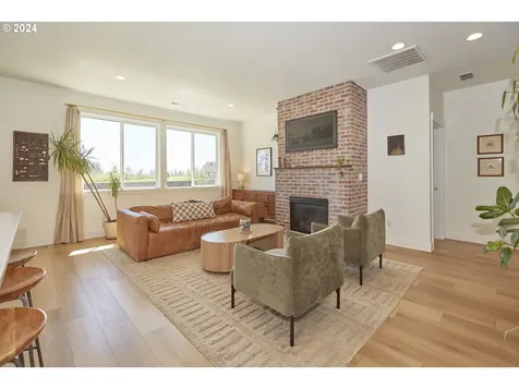 228 N 88th Drive Ridgefield WA 98642
