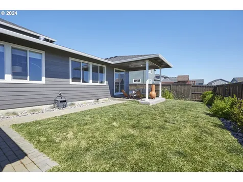 228 N 88th Drive Ridgefield WA 98642