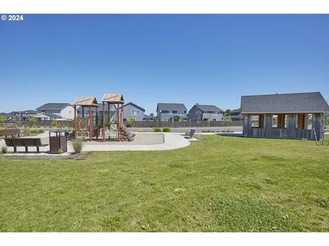 228 N 88th Drive Ridgefield WA 98642