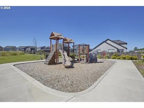 228 N 88th Drive Ridgefield WA 98642