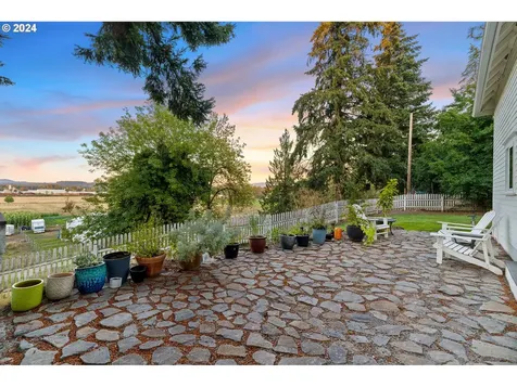 15011 S Vaughan Road Molalla OR 97038