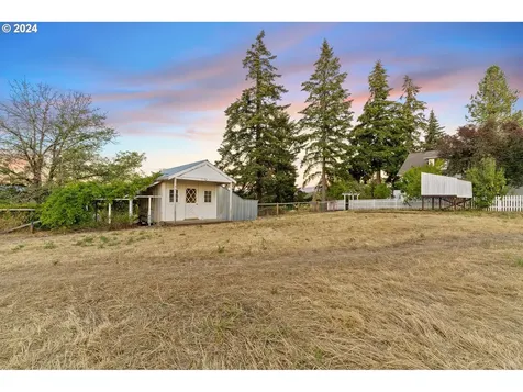 15011 S Vaughan Road Molalla OR 97038