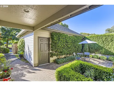7417 SW Lakeside Drive Wilsonville OR 97070