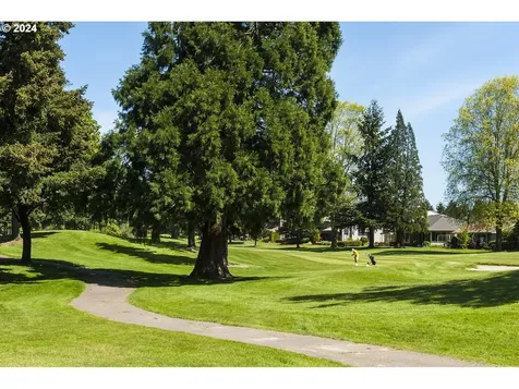 7417 SW Lakeside Drive Wilsonville OR 97070