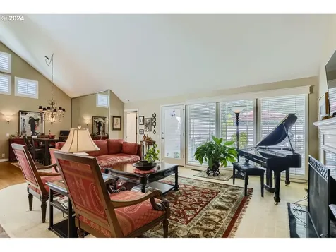 7417 SW Lakeside Drive Wilsonville OR 97070
