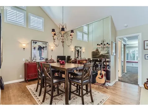 7417 SW Lakeside Drive Wilsonville OR 97070